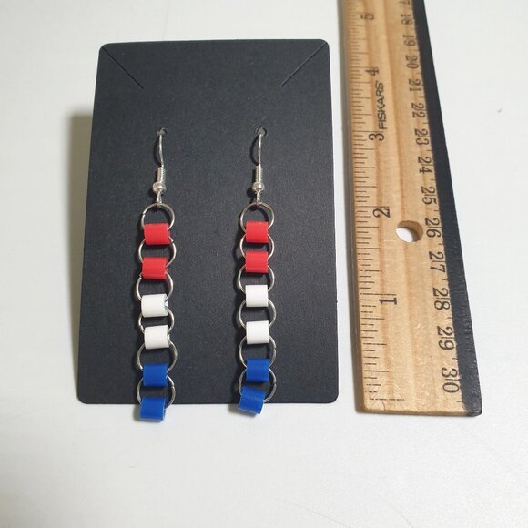 Red White Blue Linked Dangle Earrings Silver Tone Hooks Patriotic Holiday 4th - Picture 3 of 4